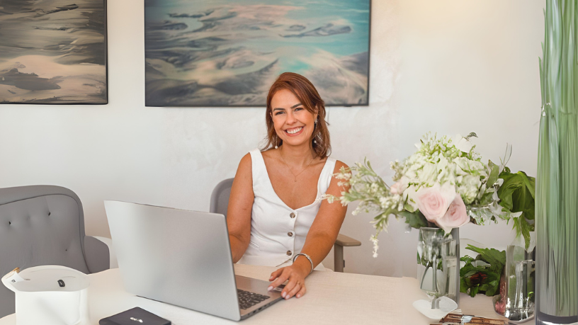 Com a experiência da Dra. Thaline Neves, descubra como a medicina fetal redefine o destino de mães e bebês em gestações delicadas.