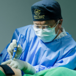 A segurança do paciente na cirurgia plástica é o principal fator para bons resultados, reforça Milton Seigi Hayashi.