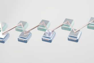 Imagem abstrata em 3D com elementos tecnológicos e fluxo de dados em tons pastel.